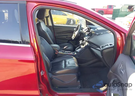 2013 Ford Escape Titanium z USA, uszkodzony, nr VIN 1FMCU9J91DUA70037